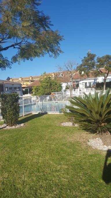 House W Shared Pool, Perfect For Small Families Fuengirola Exterior photo